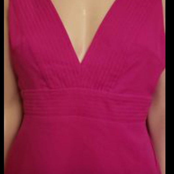 SUPER CUTE TOP FITS SMALL - Picture 1 of 2